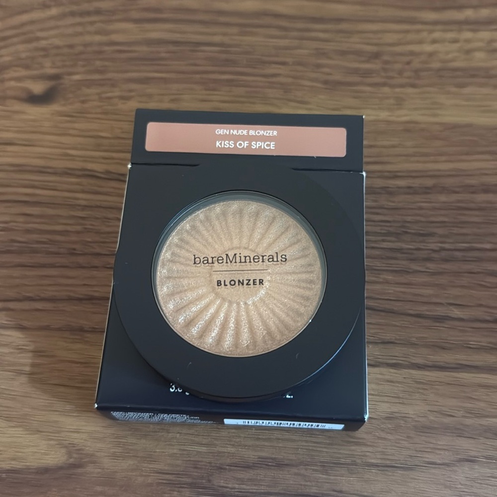 bareMinerals Gen Nude Blonzer Blush + Bronzer in KISS of Spice - Picture 4 of 14